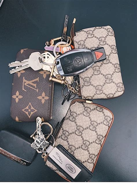 fake louis vuitton key holder|louis vuitton key holder vintage.